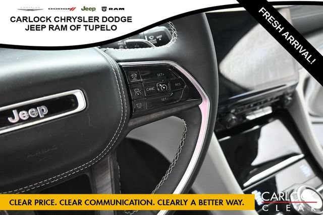 Used 2023 Jeep Grand Cherokee Overland w/ Luxury Tech Group IV AWD/4WD image 20