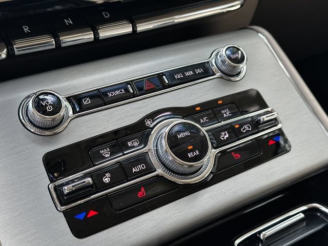 Certified 2024 Lincoln Aviator AWD w/ Elements Package image 24