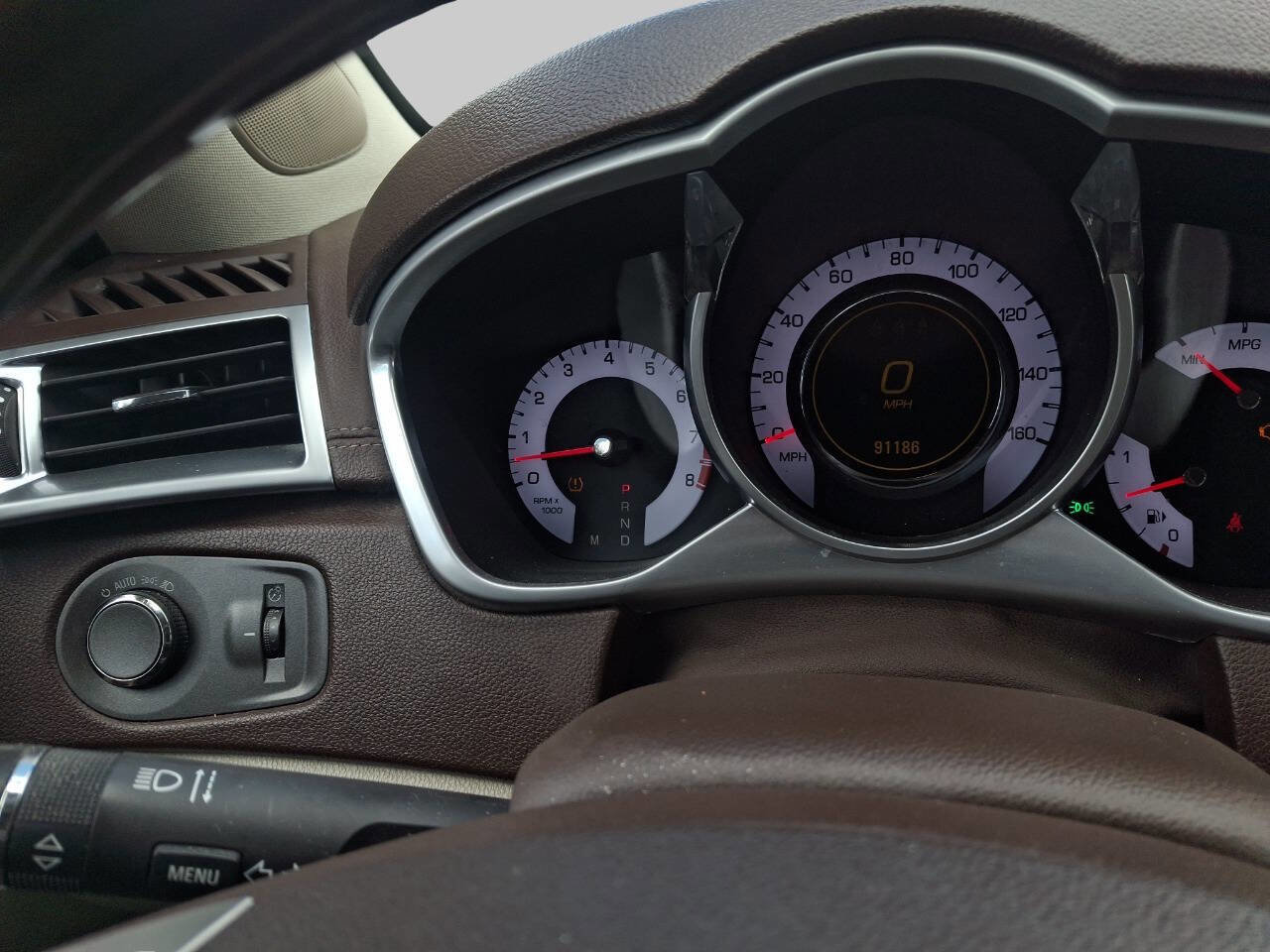 Used 2010 Cadillac SRX Luxury image 12