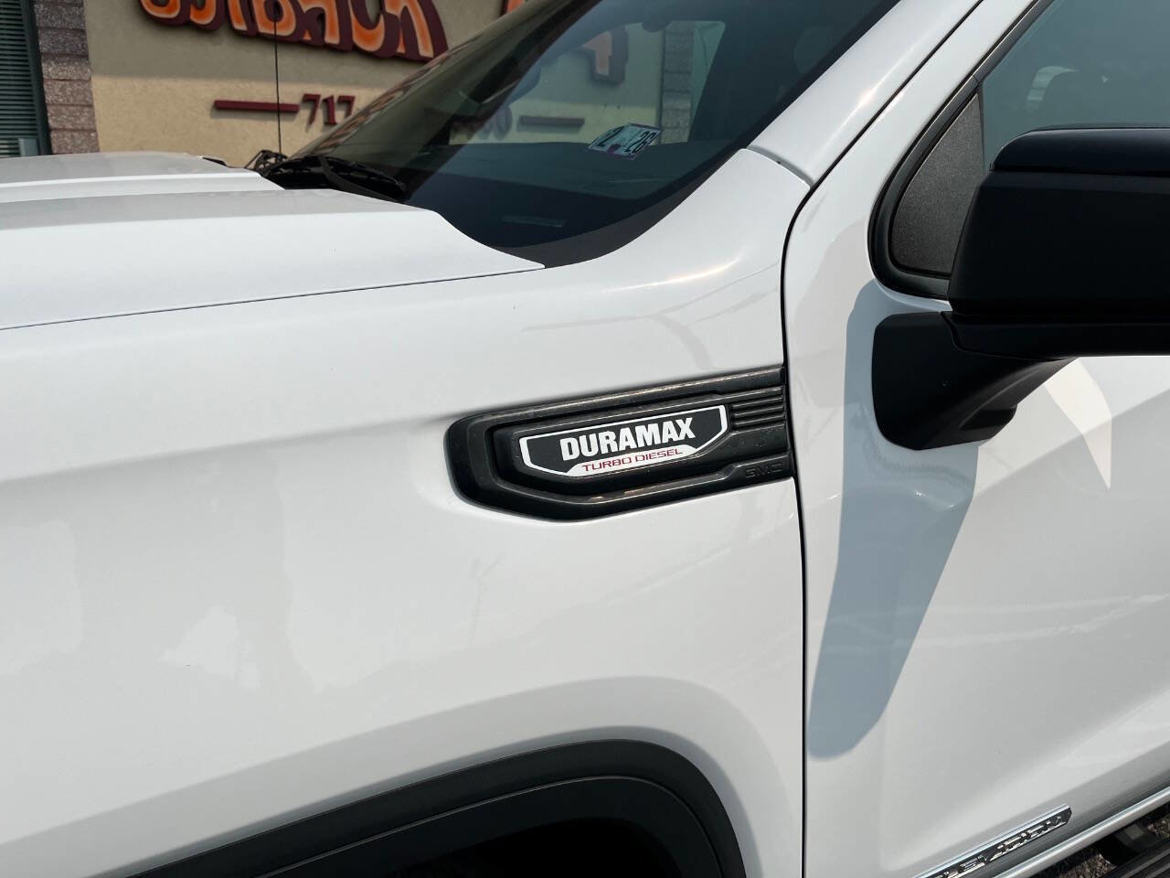 Used 2021 GMC Sierra 1500 Elevation w/ Preferred Package image 5