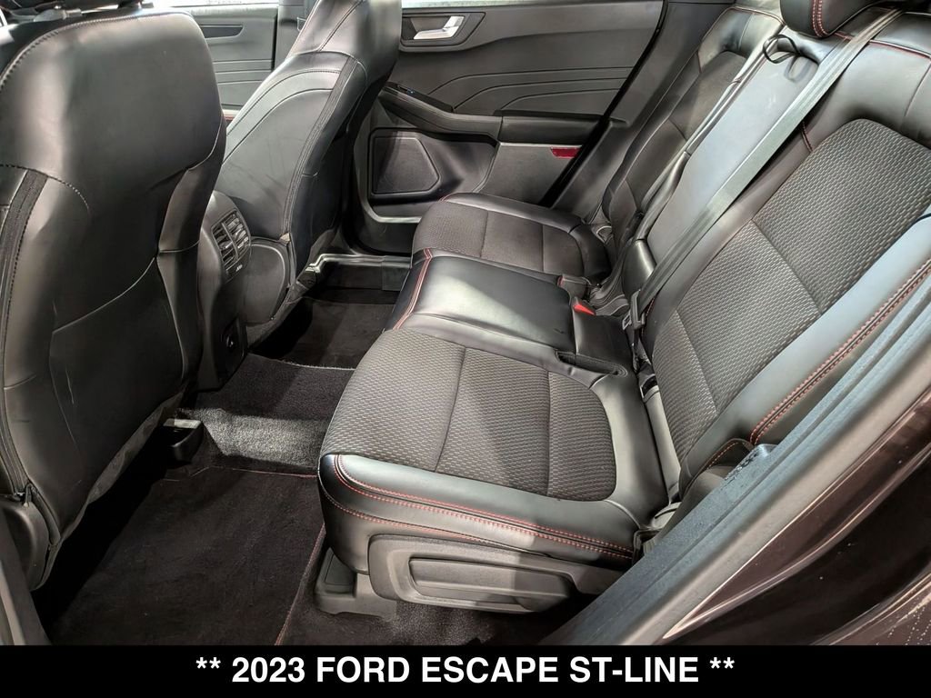 Used 2023 Ford Escape ST-Line w/ Tech Pack #1 FWD image 3
