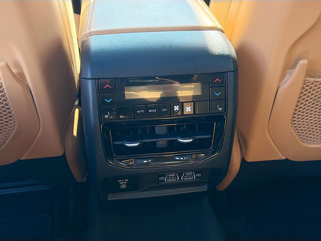 Used 2022 Jeep Grand Cherokee Summit image 22