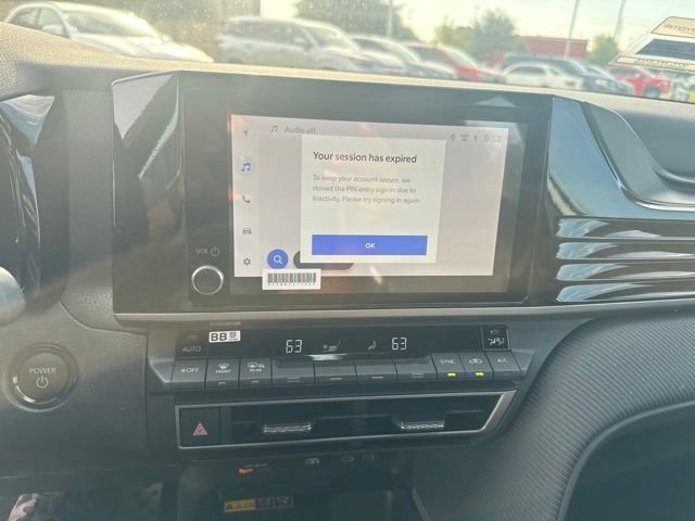 Certified 2025 Toyota Camry SE FWD image 10