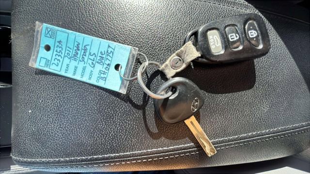 Used 2011 Hyundai Sonata GLS image 30