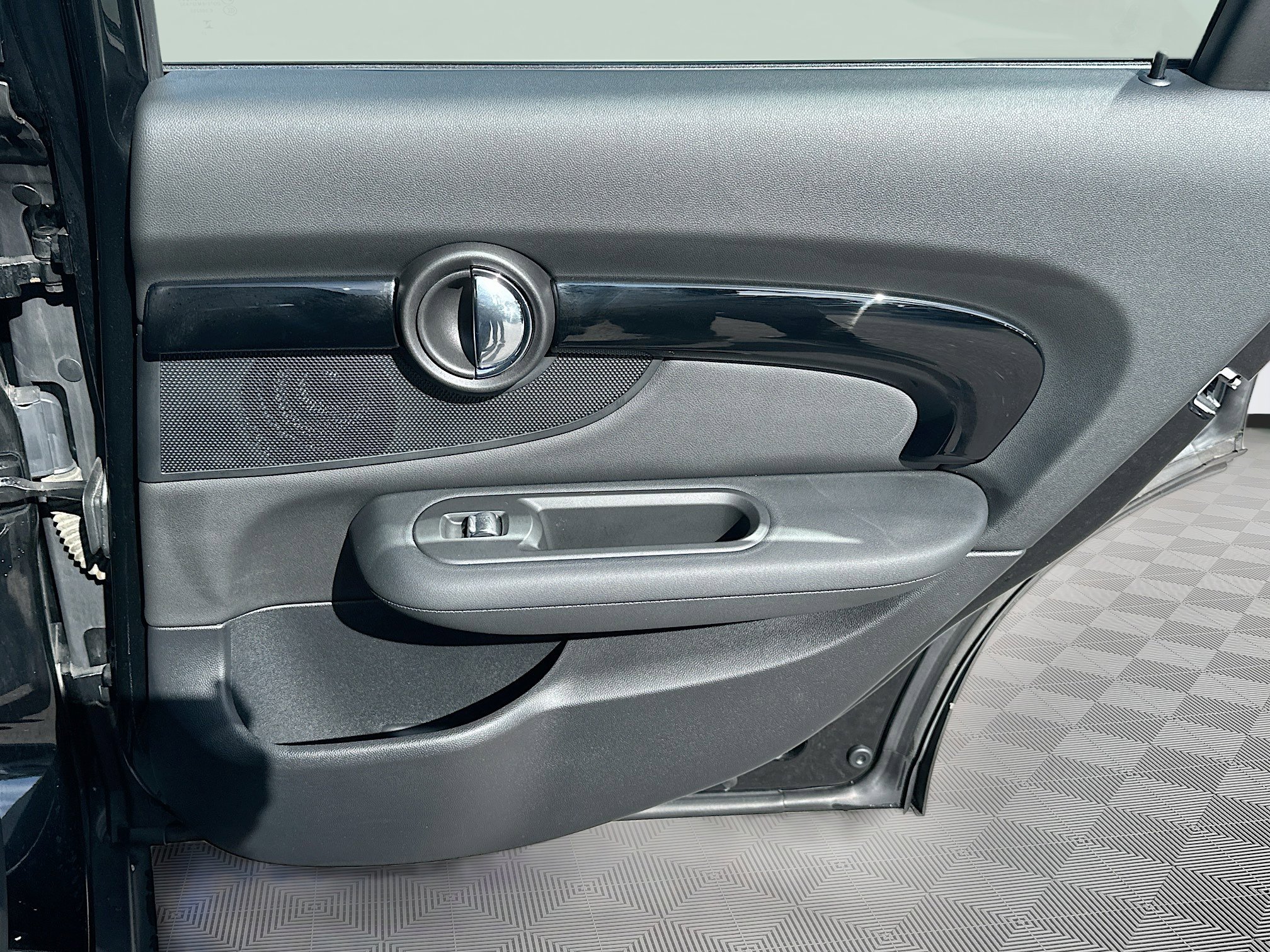 Used 2024 MINI Cooper Clubman S image 32