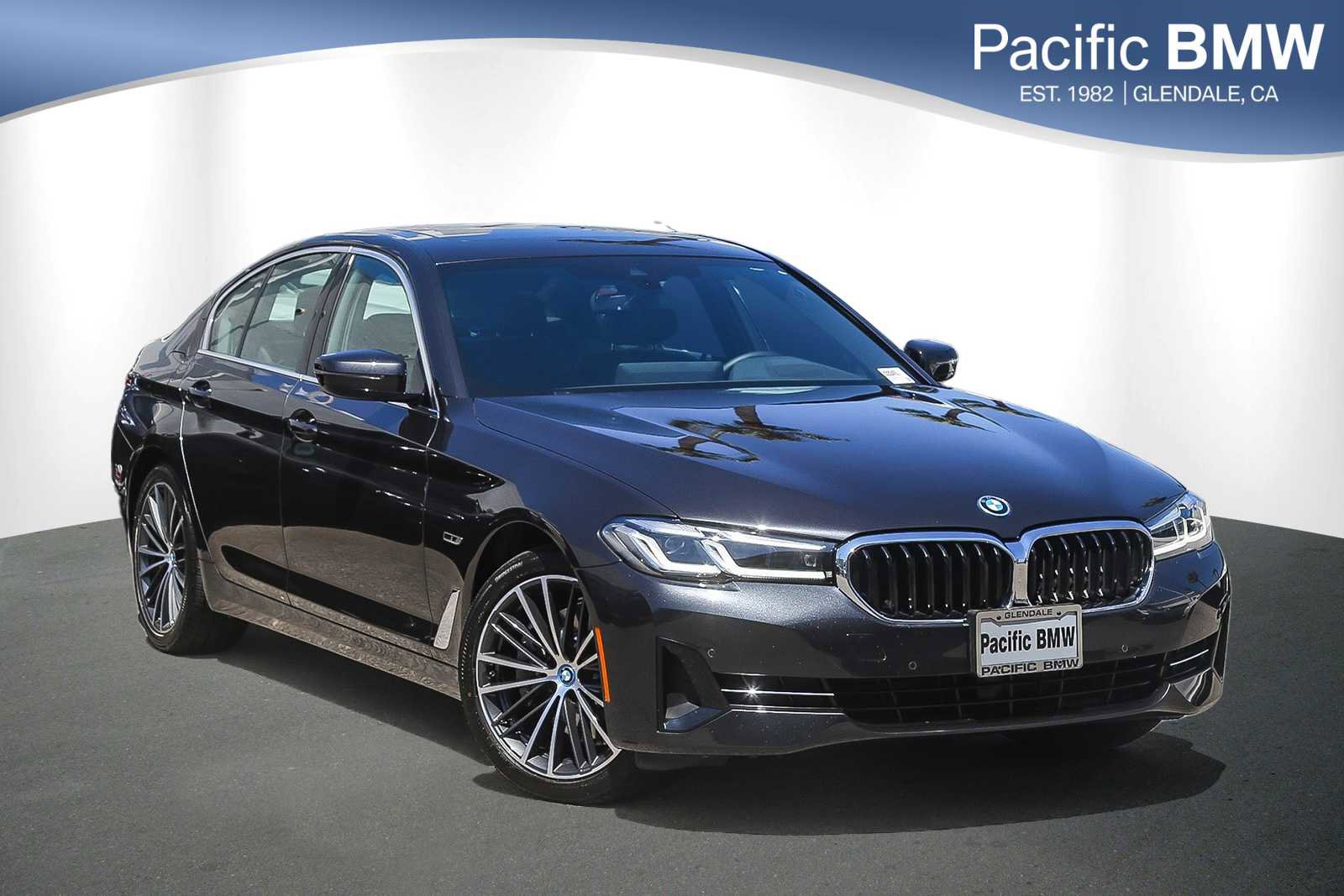 Used 2023 BMW 530e xDrive w/ Executive Package