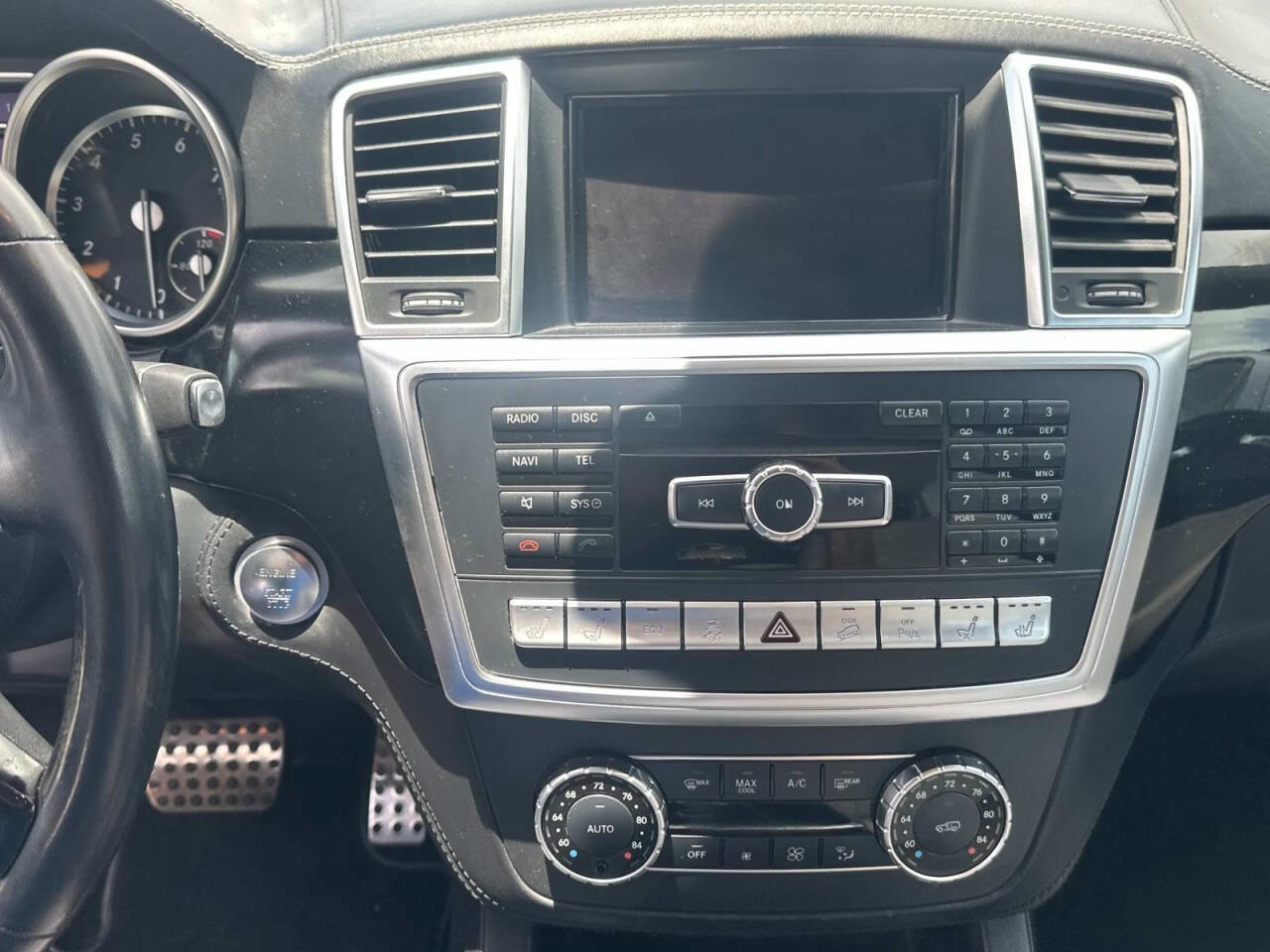 Used 2015 Mercedes-Benz ML 400 ML 400 AWD 4MATIC 4dr SUV image 11