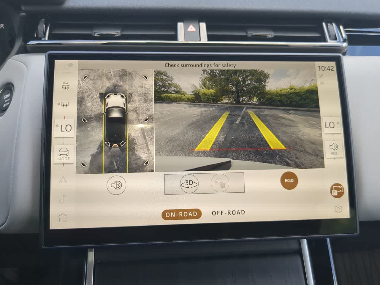 New 2026 Land Rover Range Rover Velar S AWD/4WD image 28