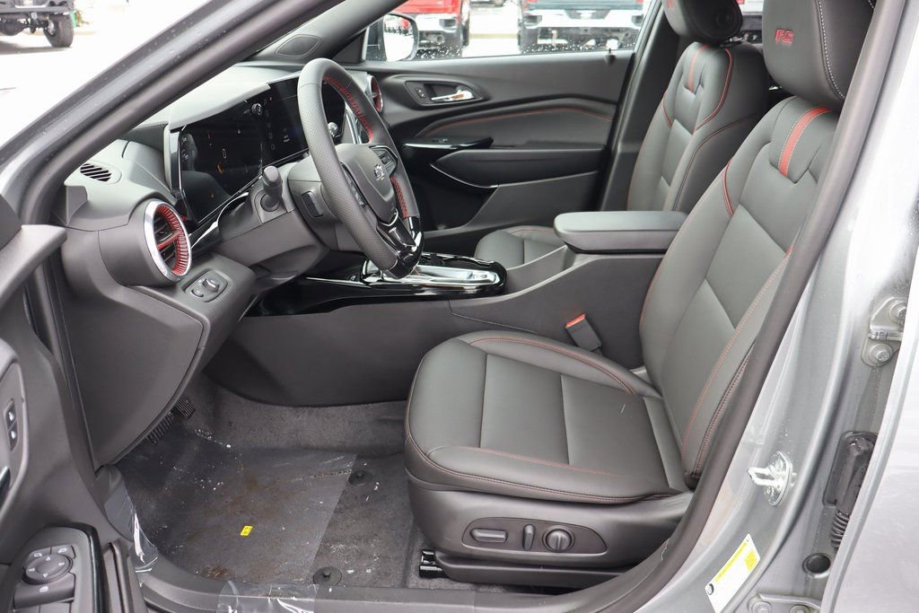 New 2026 Chevrolet Trax RS w/ Sunroof Package image 7