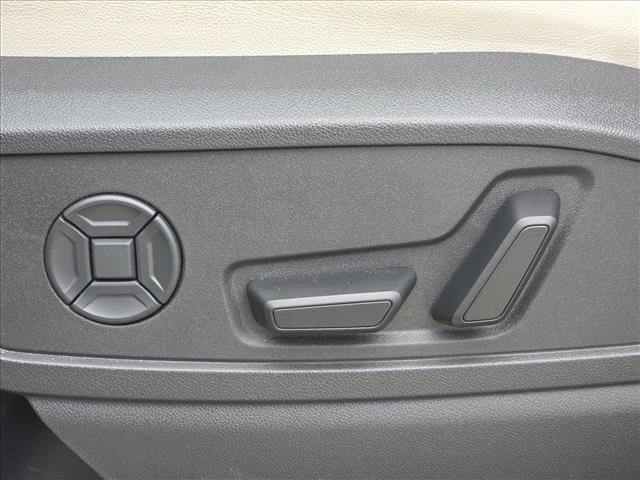 New 2025 Audi Q5 Premium image 15