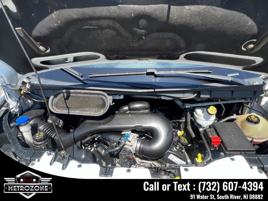 Used 2019 Ford Transit 250 148 High Roof image 33