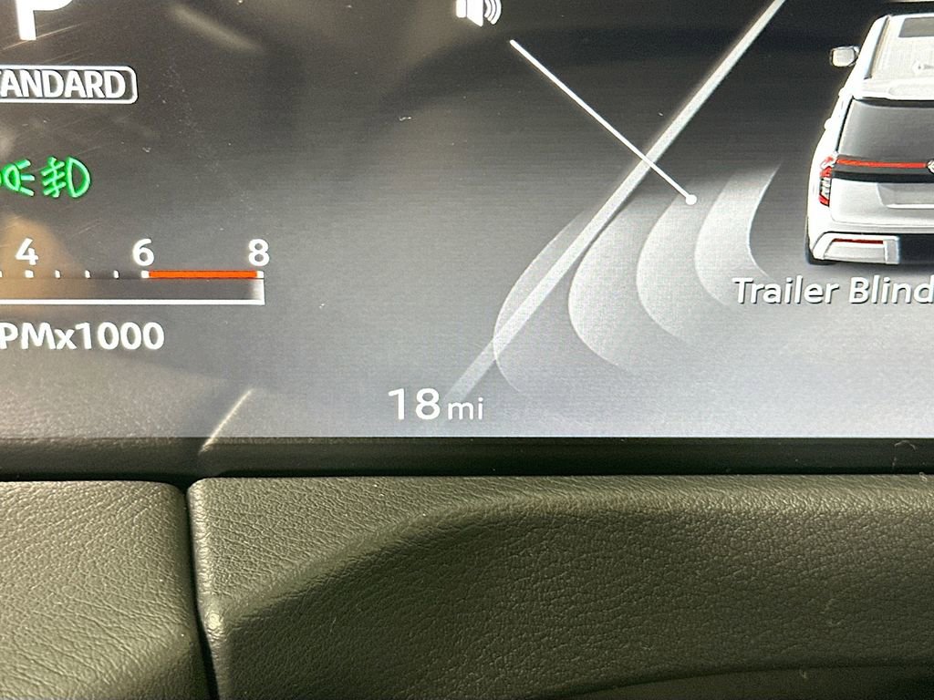 New 2025 Nissan Armada PRO-4X w/ Pro-4X Premium Package image 17