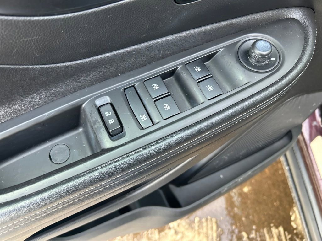 Used 2018 Buick Encore Preferred image 18