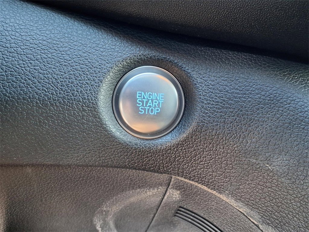 Used 2022 Hyundai Santa Fe SEL w/ Convenience Package image 30