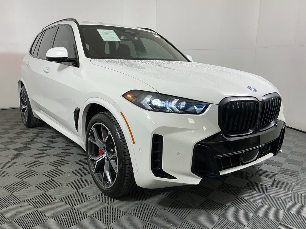Certified 2024 BMW X5 xDrive40i w/ M Sport Package AWD/4WD image 4