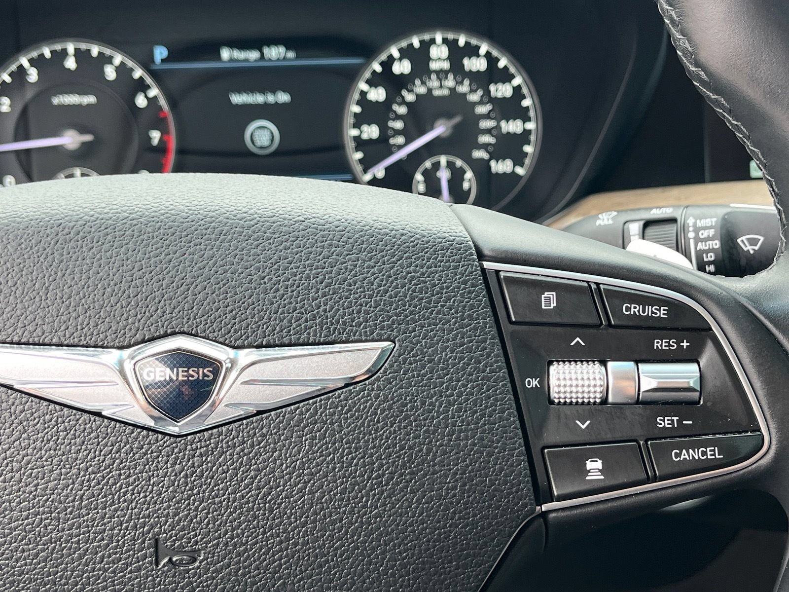 Used 2022 Genesis G90 5.0 Ultimate RWD image 20