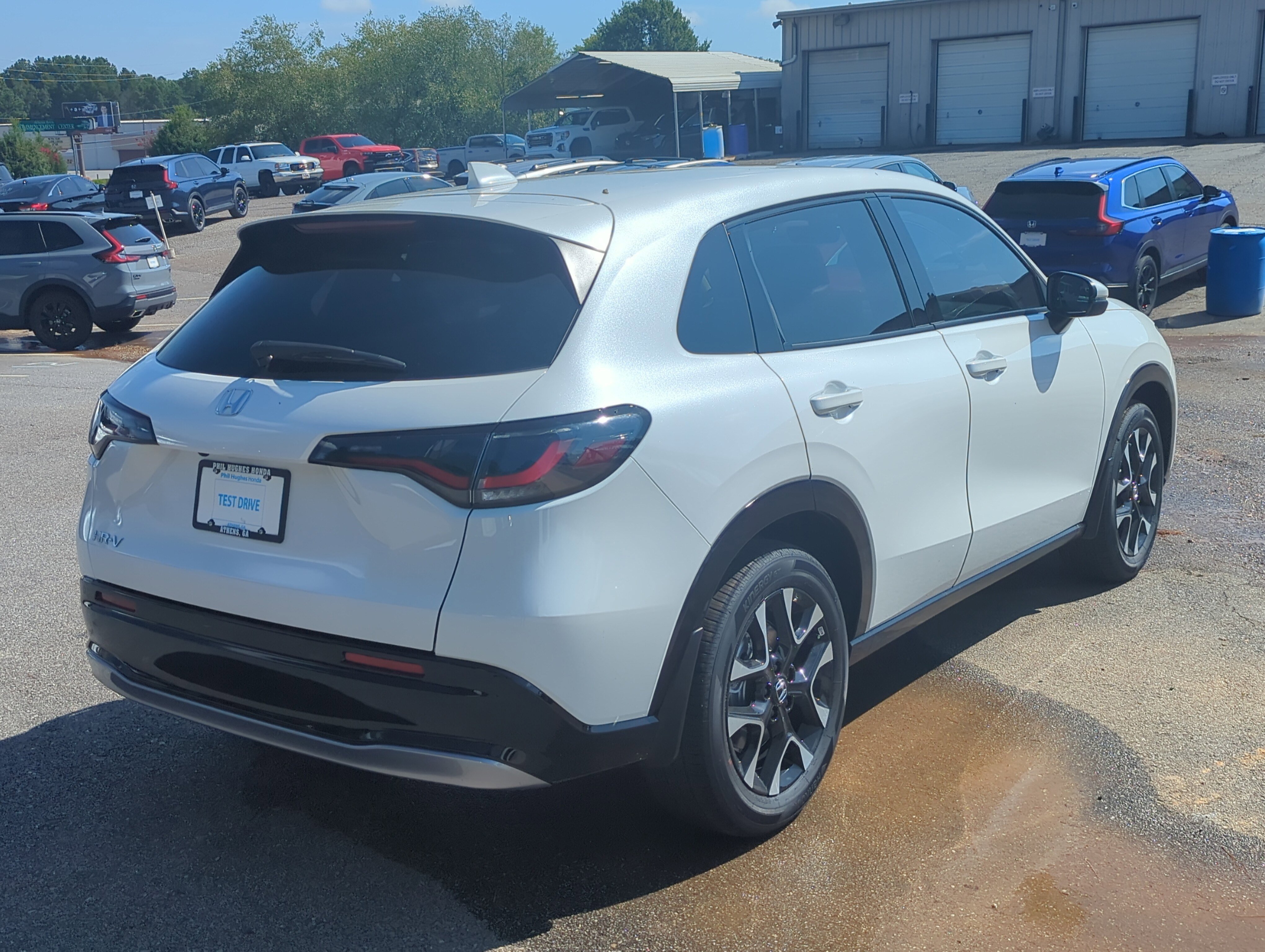 Used 2026 Honda HR-V EX-L image 4