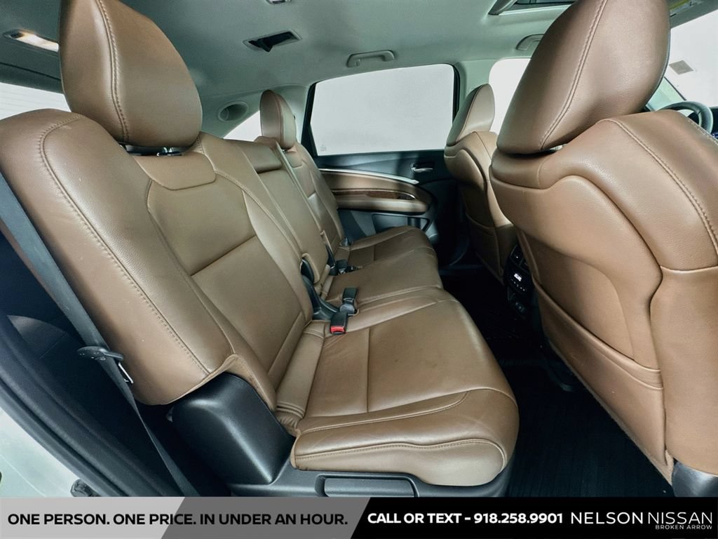 Used 2018 Acura MDX w/ Technology Package FWD image 29
