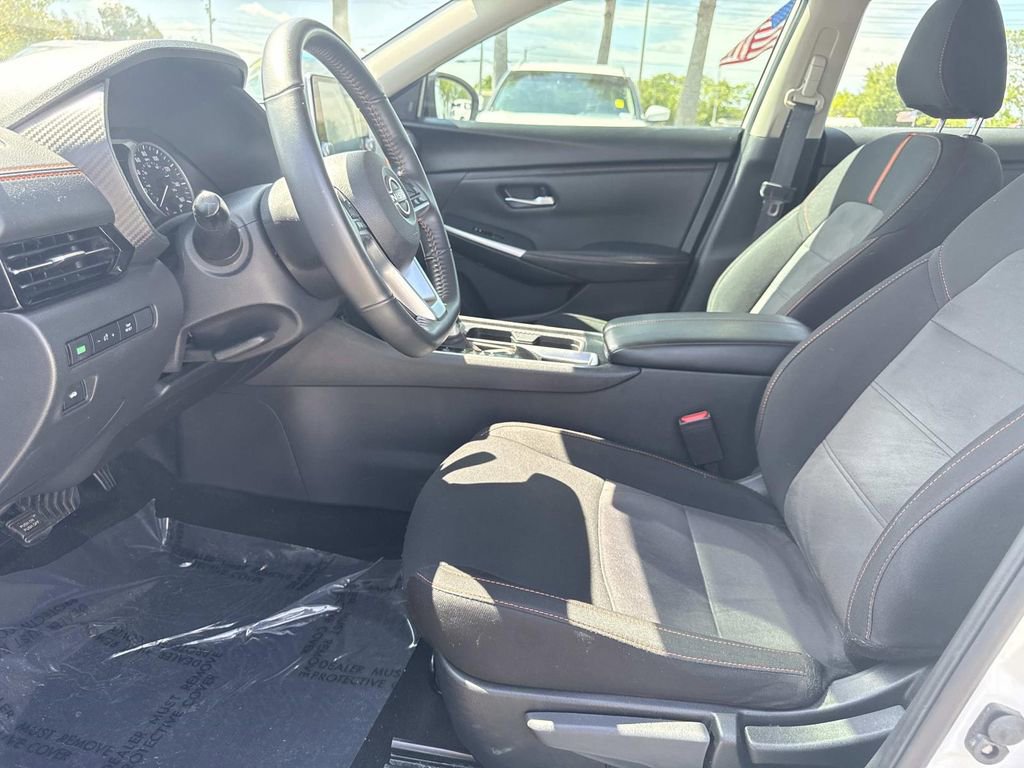 Certified 2024 Nissan Sentra SR FWD image 19