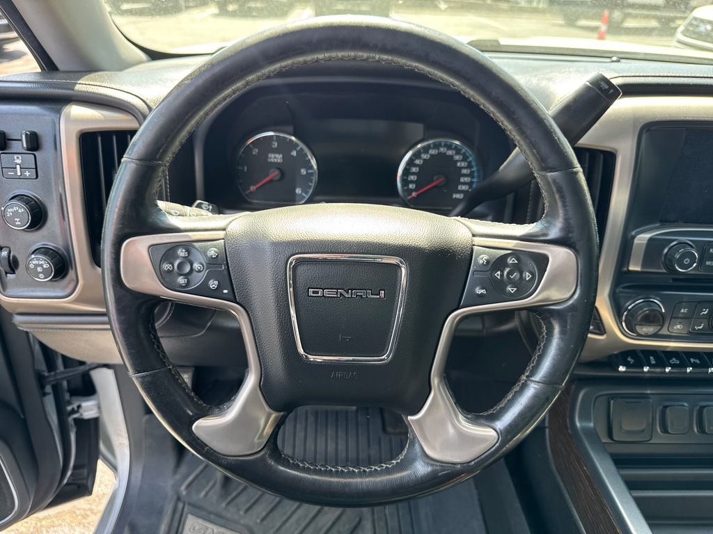 Used 2018 GMC Sierra 1500 Denali w/ Denali Ultimate Package AWD/4WD image 16