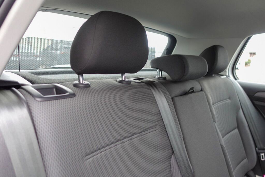 Used 2019 Volkswagen e-Golf SE w/ Driver Assistance Package image 13