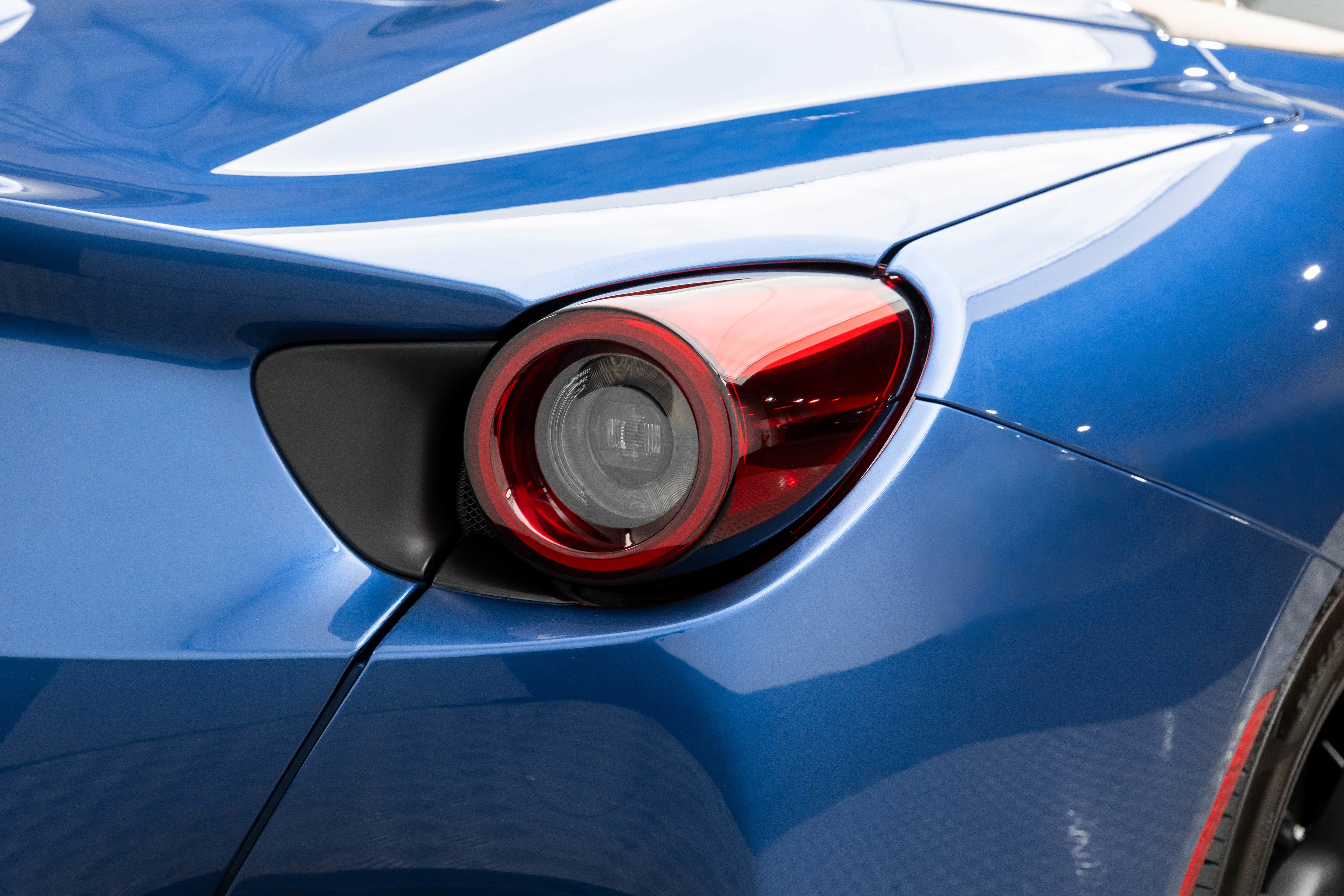 Certified 2019 Ferrari Portofino image 64