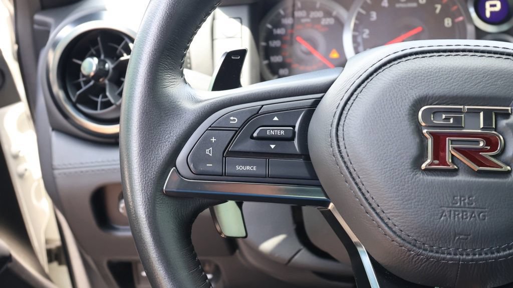Used 2021 Nissan GT-R Premium AWD/4WD image 28