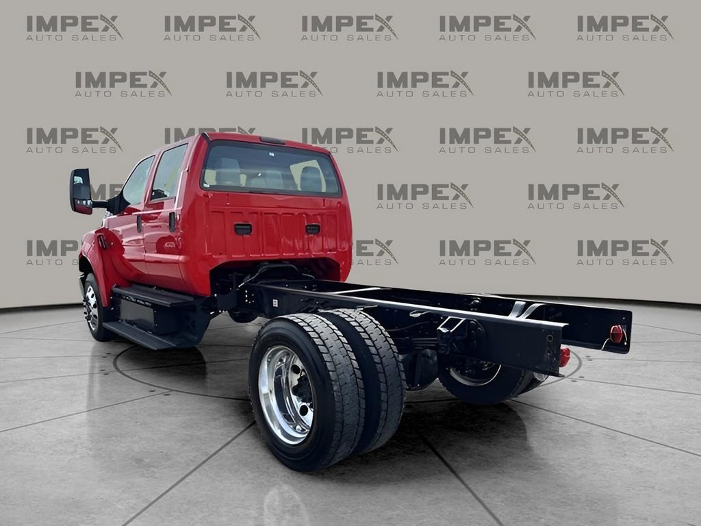 Used 2021 Ford F650 2WD Crew Cab Super Duty image 7
