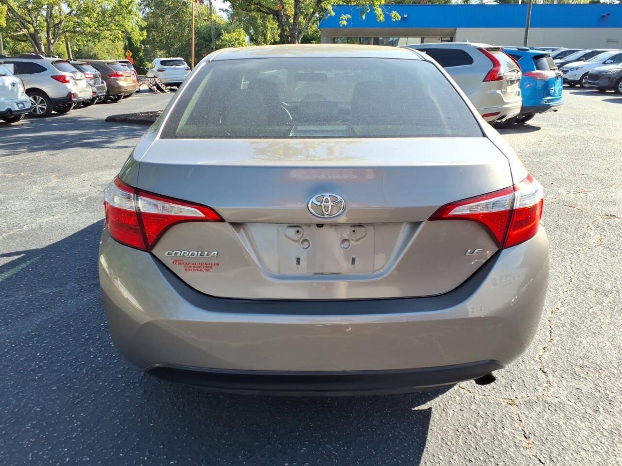Used 2016 Toyota Corolla LE FWD image 4