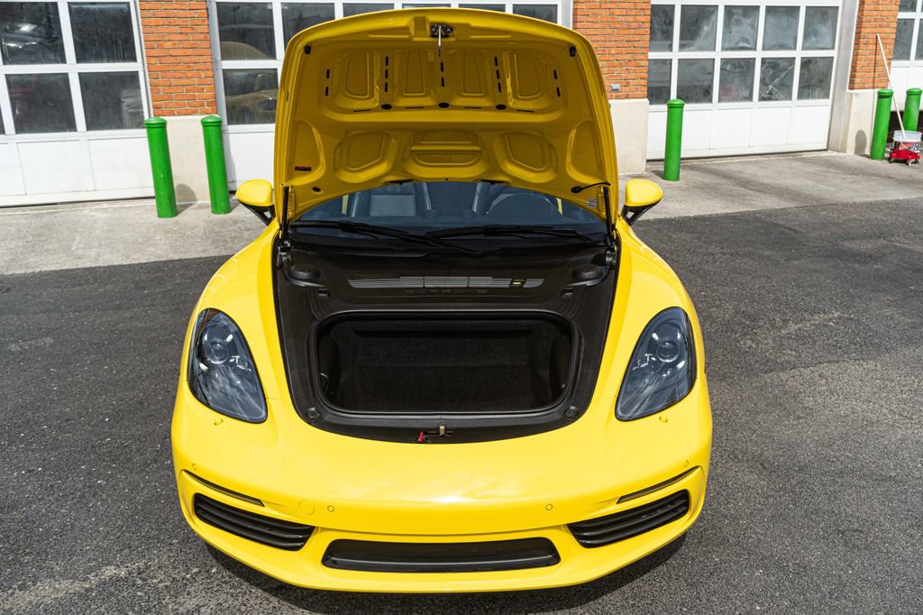 Used 2023 Porsche 718 Boxster S image 30