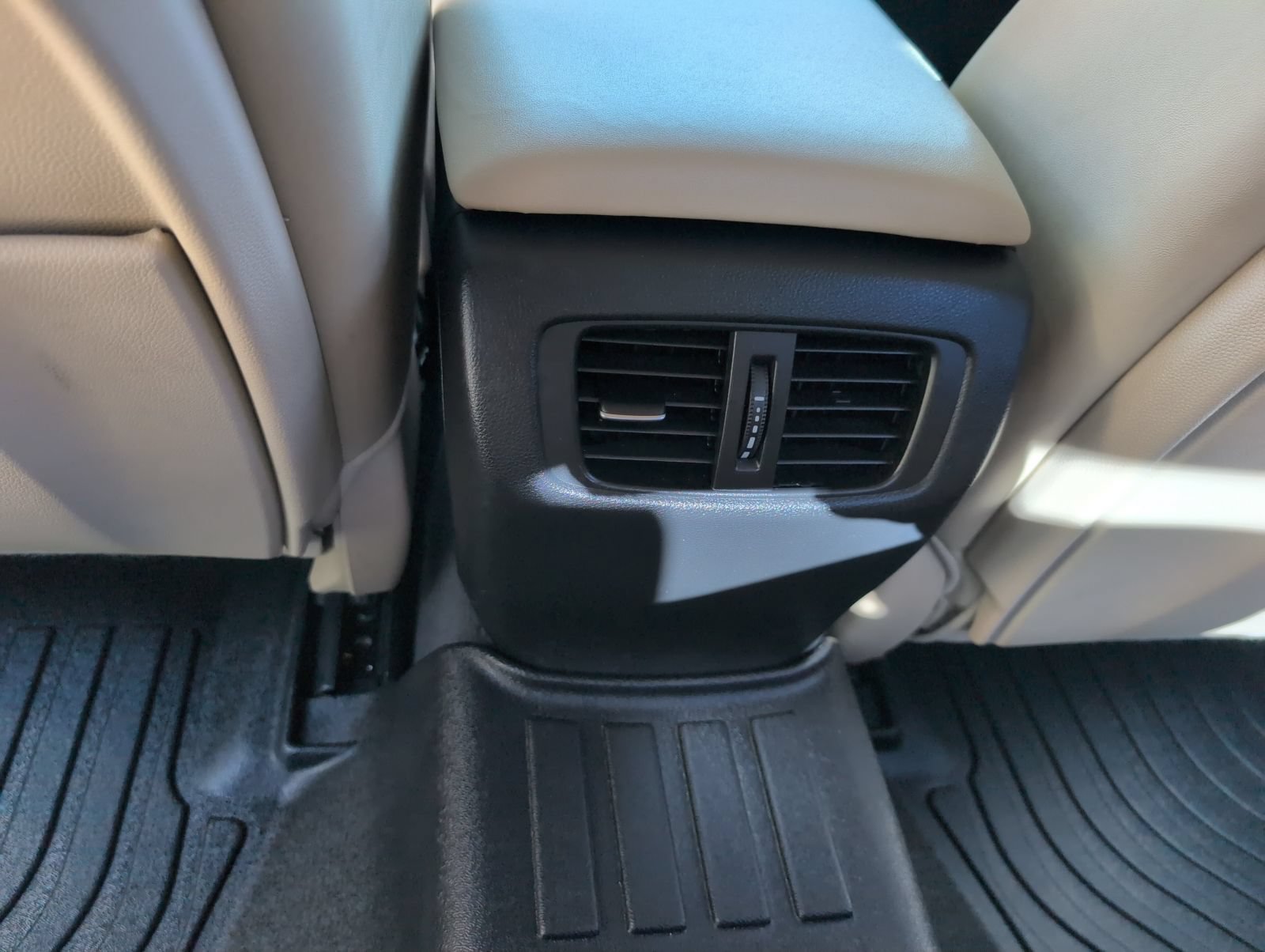 Used 2021 Acura TLX w/ Technology Package FWD image 17