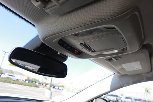 Used 2023 Buick Envision Essence image 25