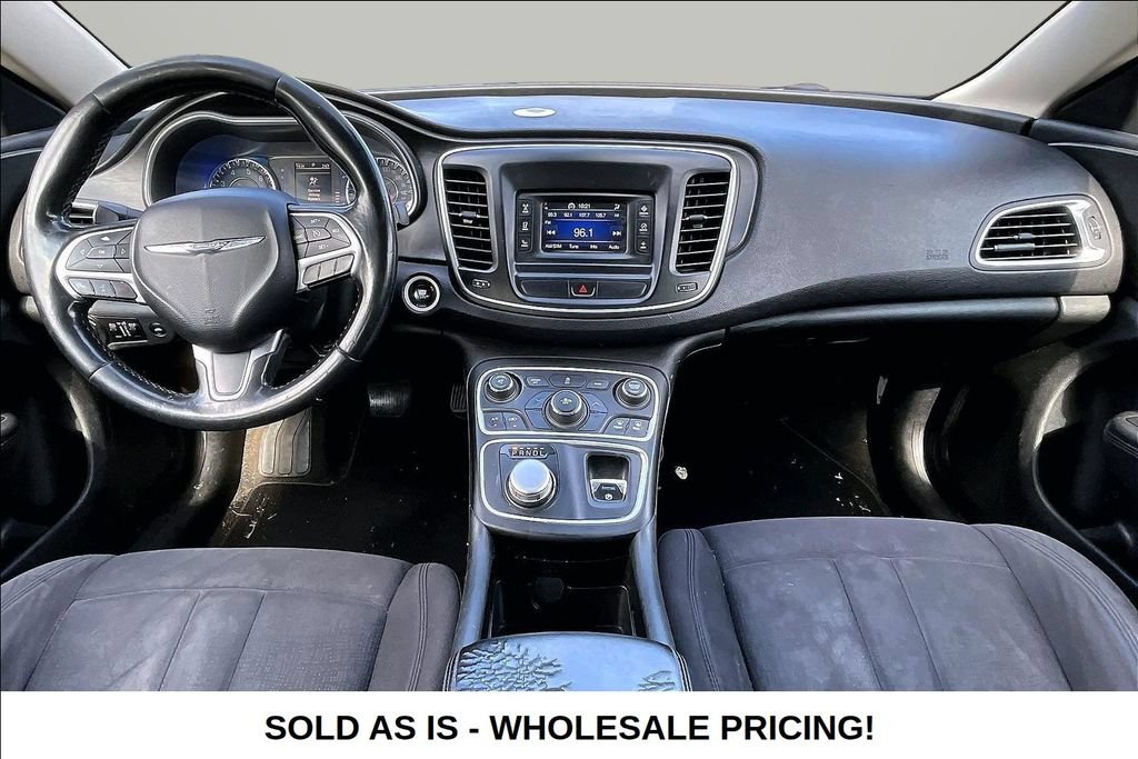 Used 2015 Chrysler 200 Limited FWD image 7