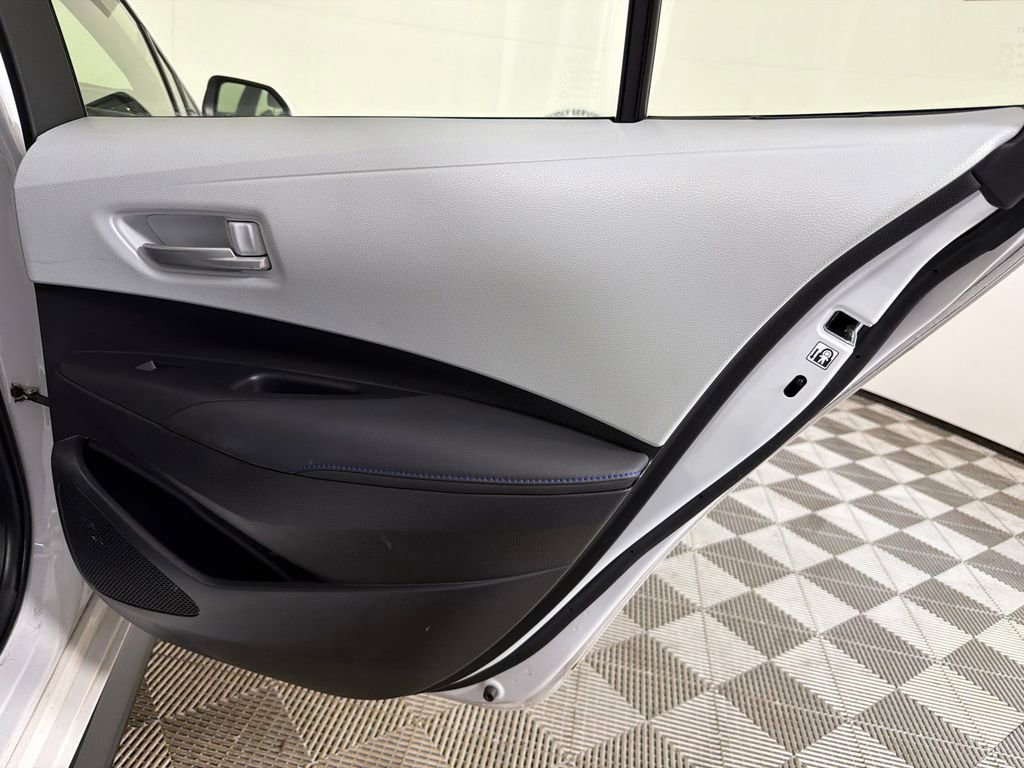 Used 2022 Toyota Corolla SE FWD image 16