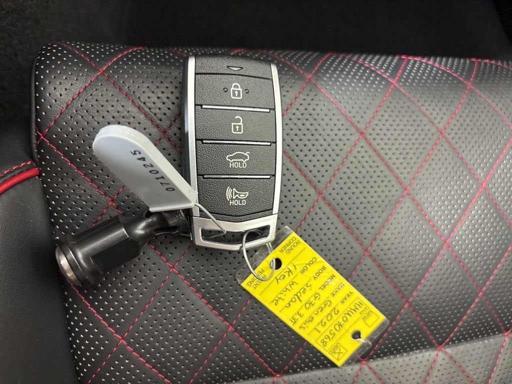 Used 2021 Genesis G70 3.3T w/ Sport Package RWD image 36