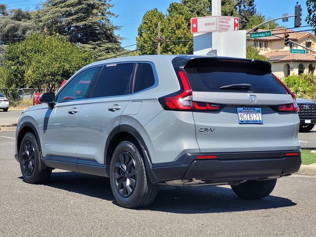 Used 2023 Honda CR-V LX image 8
