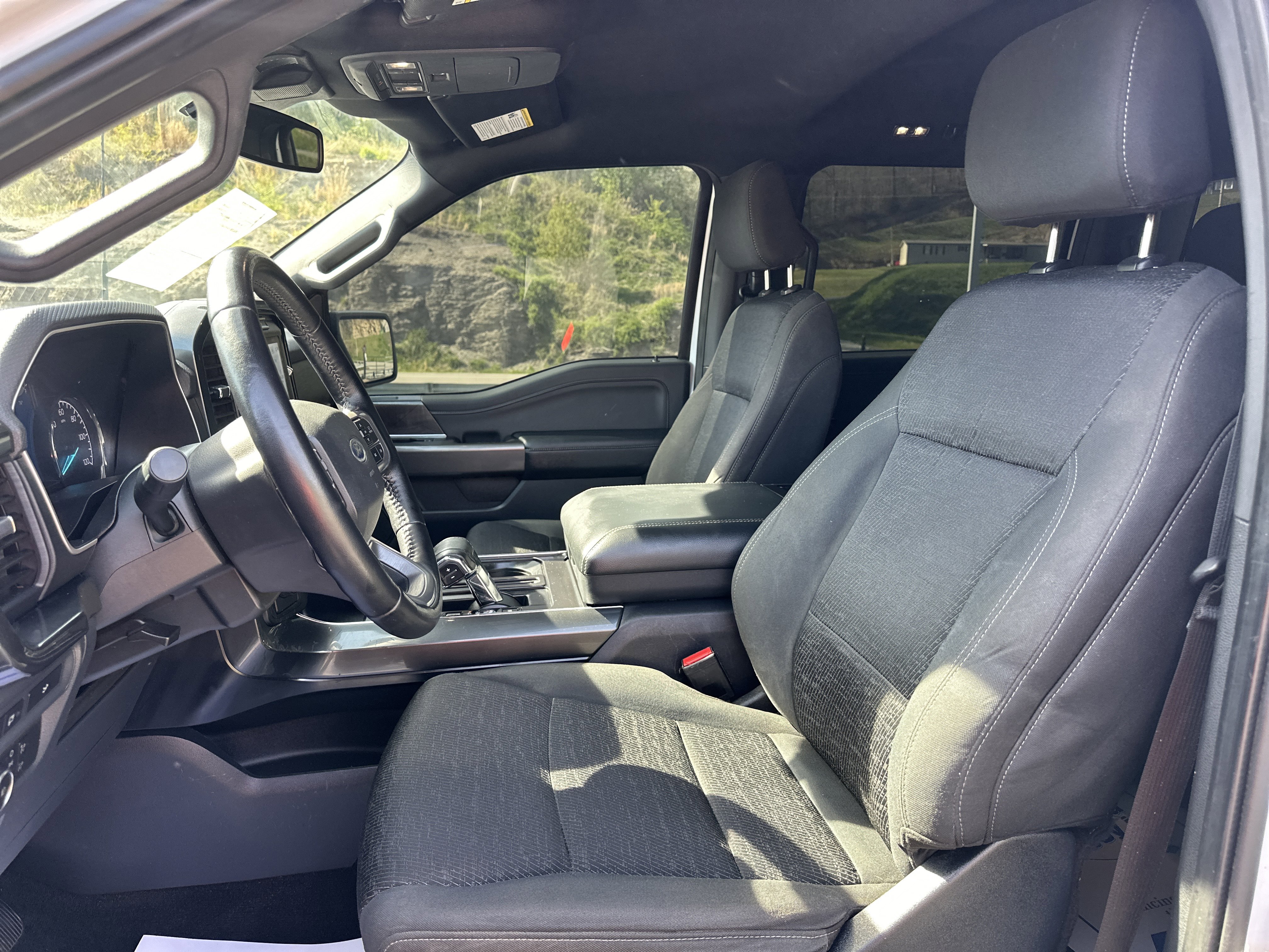 Used 2022 Ford F150 XLT w/ Equipment Group 302A High RWD image 19