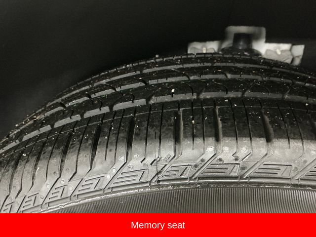 Used 2020 Ford Edge ST w/ Equipment Group 401A image 16