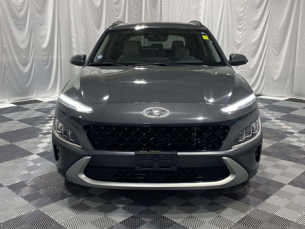 Used 2023 Hyundai Kona Limited w/ Cargo Package image 7
