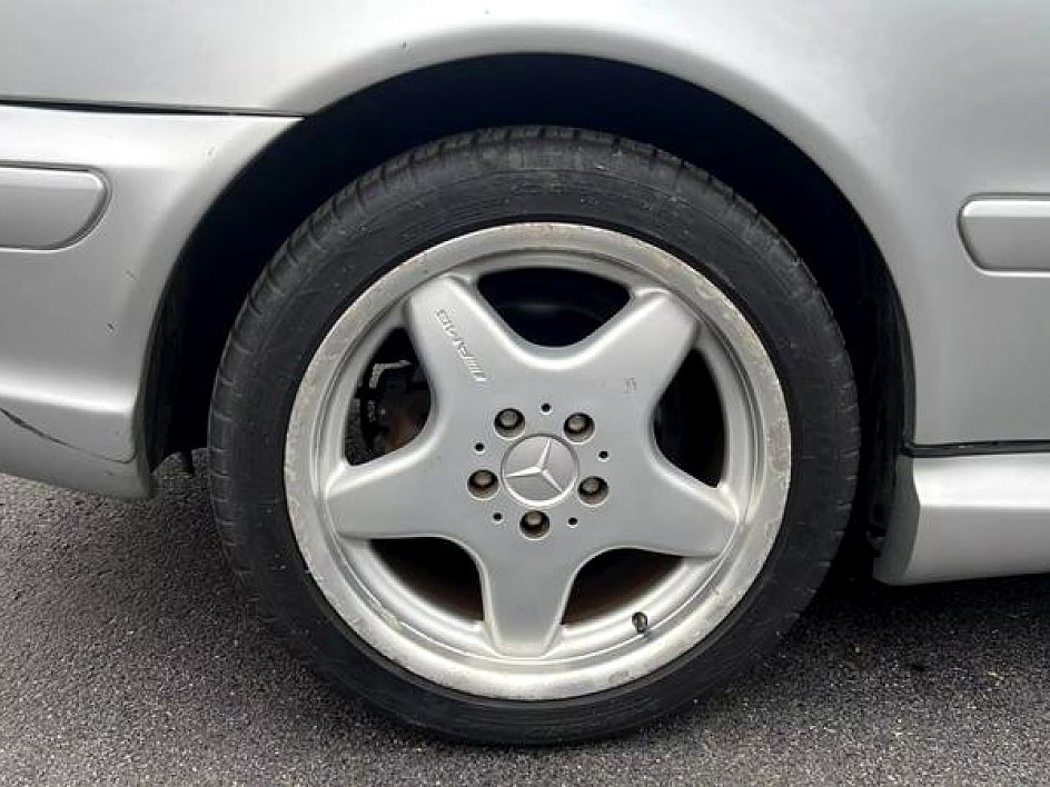 Used 2000 Mercedes-Benz CLK 430 Cabriolet image 28