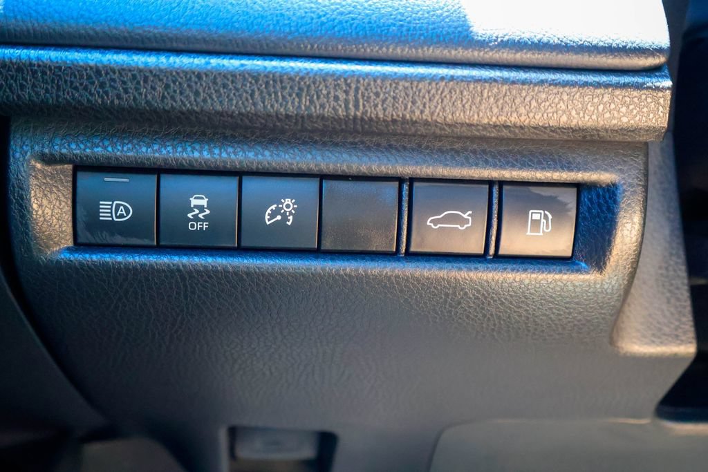 Used 2025 Toyota Camry XSE FWD image 20