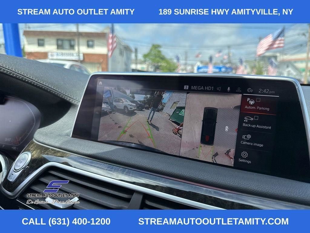 Used 2020 BMW 750i xDrive w/ M Sport Package image 19