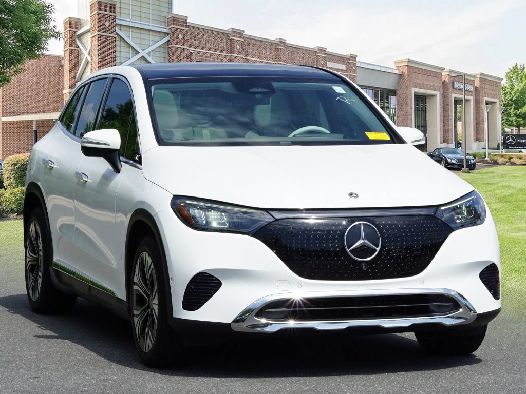 Certified 2023 Mercedes-Benz EQE 350+ SUV image 3