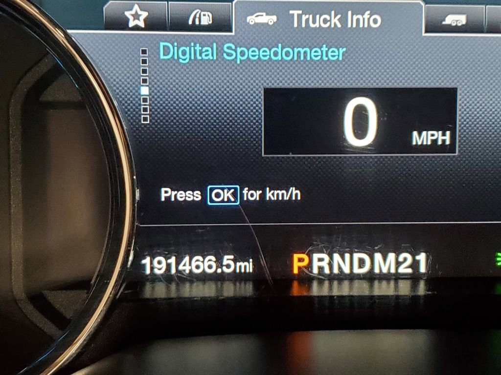 Used 2017 Ford F250 Platinum w/ Platinum Ultimate Package AWD/4WD image 42