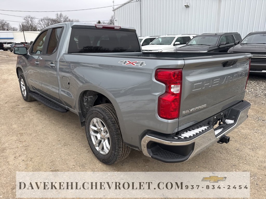 Used 2025 Chevrolet Silverado 1500 LT image 12