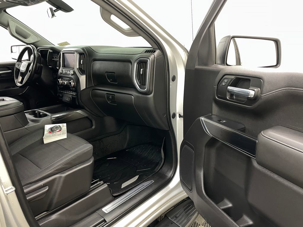 Used 2020 GMC Sierra 1500 Elevation w/ Elevation Value Package image 31