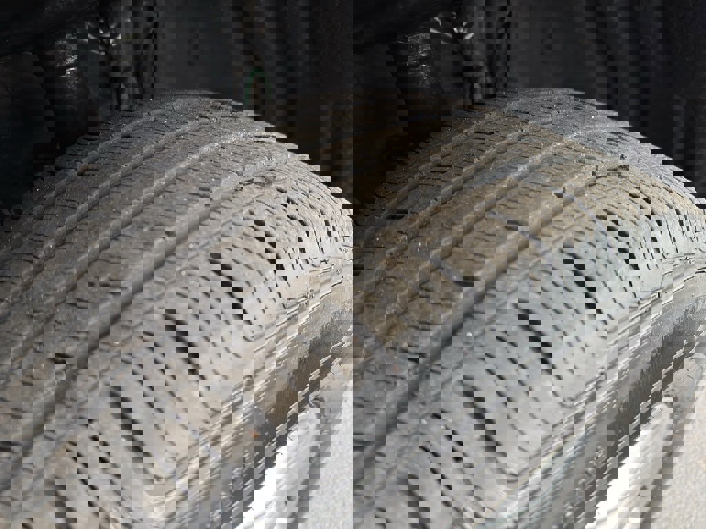 Used 2024 Toyota RAV4 XLE w/ Convenience Package image 12