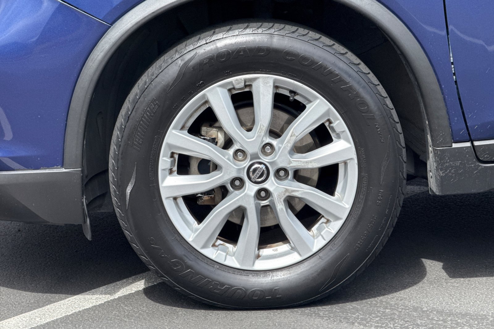 Used 2018 Nissan Rogue SV FWD image 14