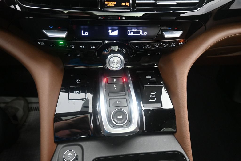 Used 2025 Acura MDX w/ Technology Package FWD image 18