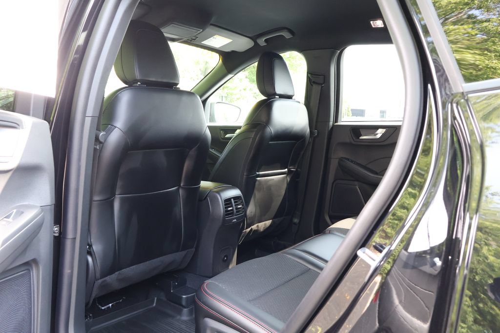 Used 2024 Ford Escape ST-Line w/ Tech Pack #1 AWD/4WD image 43